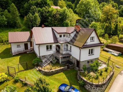 Dom gotowy do zamieszkania - 140m2, las, góry 