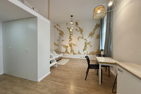 Nowoczesna kawalerka z antresolą Centrum