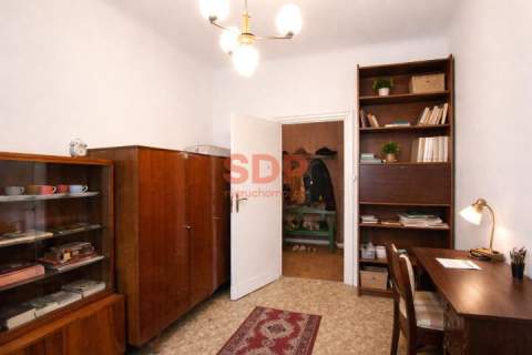 77 m2 w modernistycznej kamienicy - POTENCJAŁ I PRESTIŻ