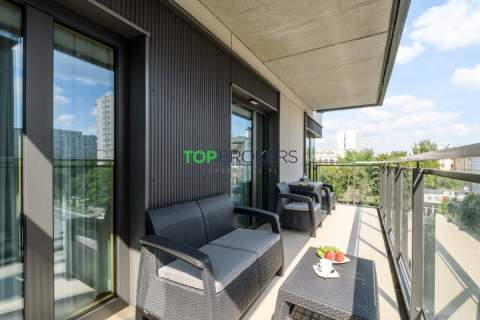 Komfortowe trzy pokoje w ścisłym centrum, klima