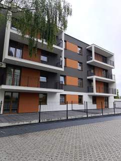 Bezczynszowe 1 piętro 37,50 z balkonem