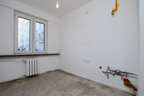 przestronne, stan deweloperski, balkon, 4 pokoje