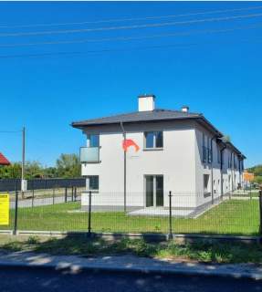 Nowoczesny Dom z Garażem i Szybkim Dojazdem do Waw