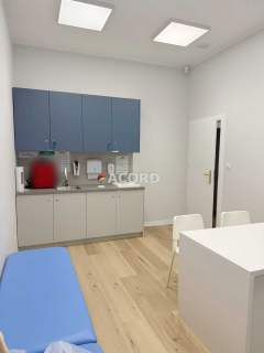 Śródmieście/Wola lokal użytk 74 m2 wysoki standard