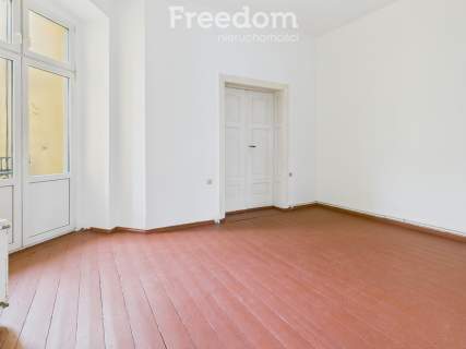 Prestiż bez hałasu. 60m , balkon, CO miejskie.