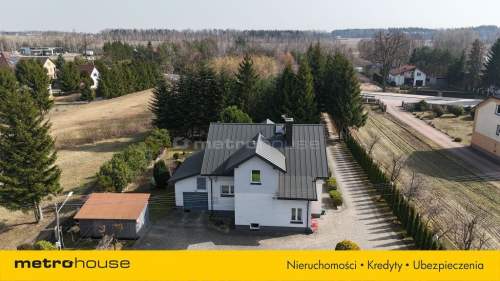 Przestronny dom na sprzedażŻelków-działka 3363 m