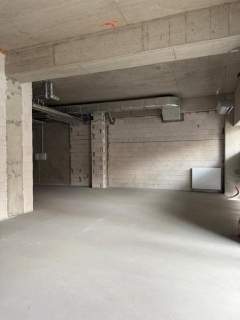 Lokal usługowy 164m2 Wyszyńskiego witryny