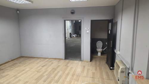 Magazyn 100m2 i biuro 25m2.