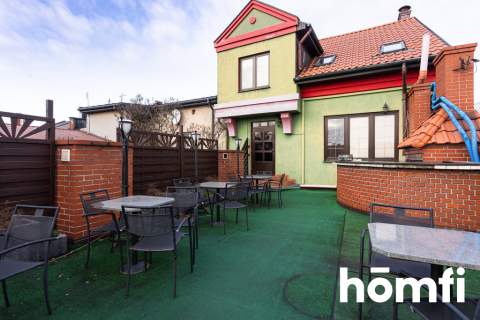 Kamienica z częścią noclegową i restauracją
