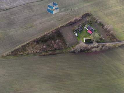 Dom na dużej działce 5200 m2, w otoczeniu ciszy.