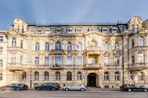 Kawalerka po remoncie z antresolą. Centrum