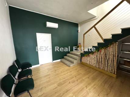 Pietrowy lokal 155m2 w centrum Pruszkowa
