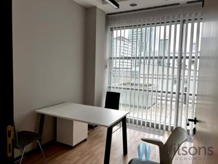 Klinika lub Salon Beauty 393 m przy Rondo ONZ