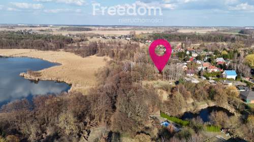 Działka pod zabudowę jednorodzinną nad jeziorem
