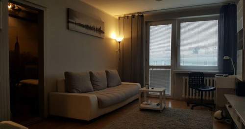2 pokoje po remoncie, balkon francuski, al. Pokoju