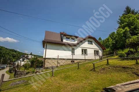 Dom gotowy do zamieszkania - 140m2, las, góry 