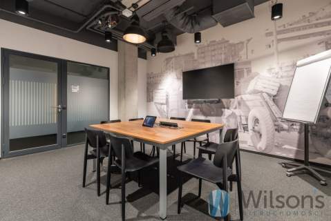 Wykończony lokal 738m2 na Pradze