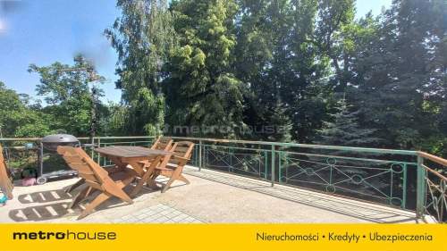Posiadłość na działce 3352m2 w Brwinowie