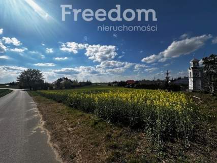 Działka w spokojnej okolicy z dojazdem do A1