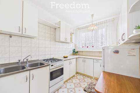 2 pokoje balkon niski blok ul. Sułkowskiego