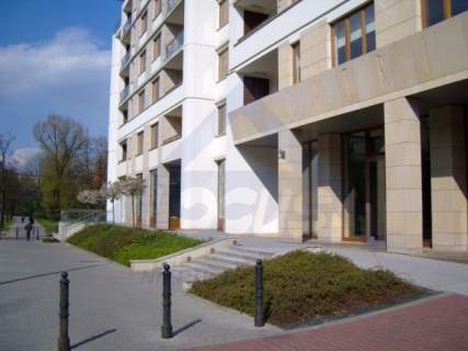Sprzedam lokal usługowy 210 m Powiśle