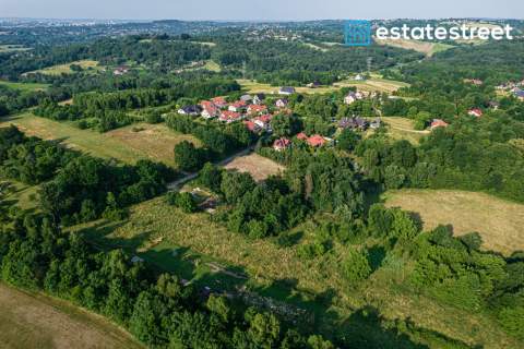 Działka budowlana z lasem - 35 arów - Konary