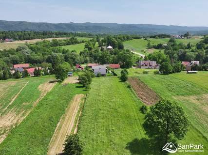 Działka budowlana - Zahutyń