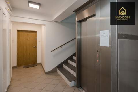 OKAZJA 400m Metro Trocka winda parking 2 balkony