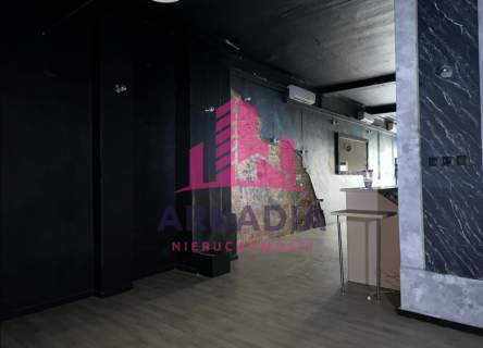 Lokal do wynajęcia   141 m , parter, Rynek