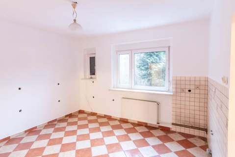 Przestronny dom z dużą działką-Strzebiń
