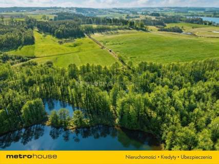 Działki z linią brzegową jeziora