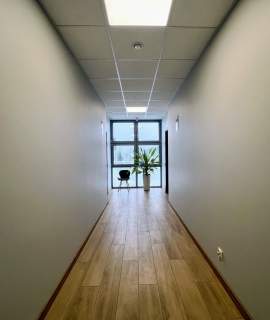 Nowoczesny lokal 32 m2 pod usługi medyczne