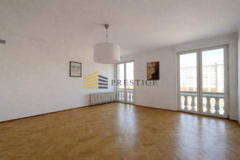 Plac Konstytucji, Lokal 90m2, 4 pokoje