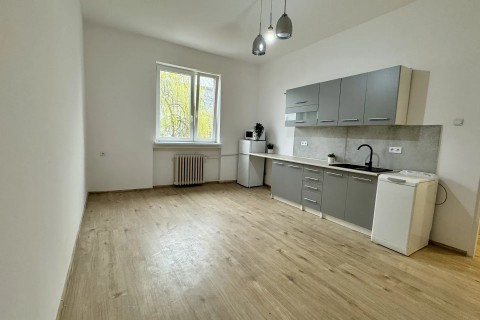 Kawalerka po remoncie Szombierki 1200zł