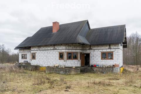 bliźniak w otulinie lasu Nowy Puznów