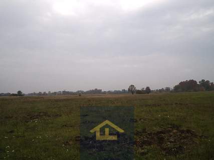 Działka w Całowaniu
