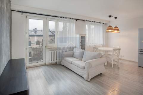 M3/2 piętro/balkon/umeblowane/do zamieszkan
