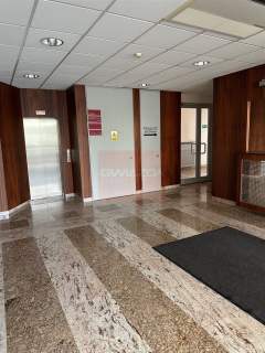 Nieruchomość komercyjna do wynajęcia, 300 m2, Warszawa
