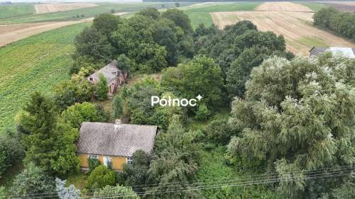 Gospodarstwo rolne - dom, pole i sad 0,88 ha