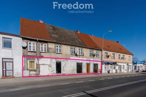 Duży lokal usługowy na parterze