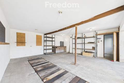 Lokal pod warsztat samochodowy/Garaż