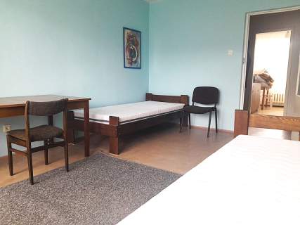 M4 trzypokojowe mieszkanie z balkonem i widokiem na zieleń,