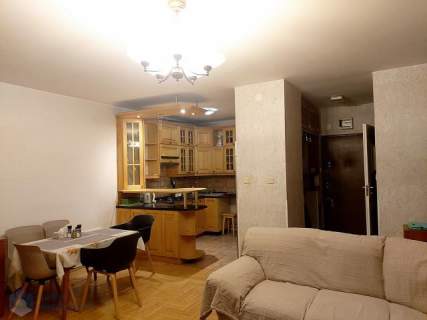 Czteropokojowe mieszkanie z balkonem