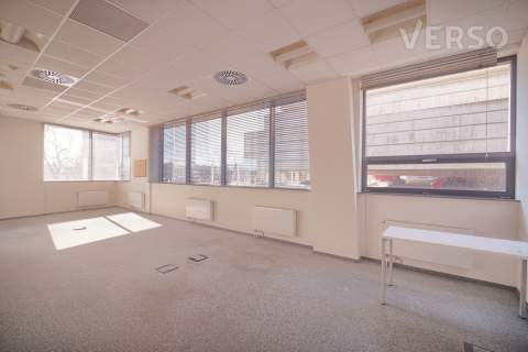 Gabinety, open space, aneks, możliwe umeblowanie