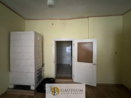 Kamienica w centrum Gniewu z ogródkiem i garażem
