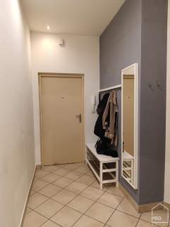 Funkcjonalny apartament w pobliżu Parku Chopina