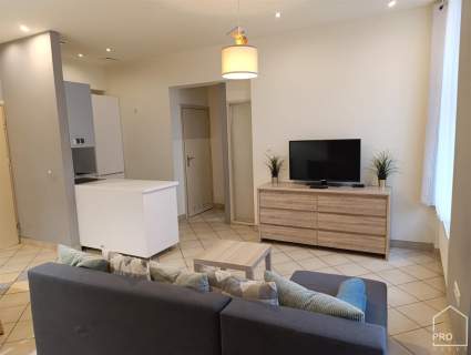 Funkcjonalny apartament w pobliżu Parku Chopina