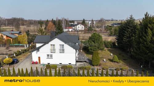 Przestronny dom na sprzedażŻelków-działka 3363 m