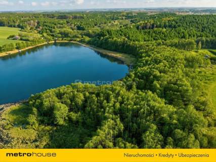 Działki z linią brzegową jeziora