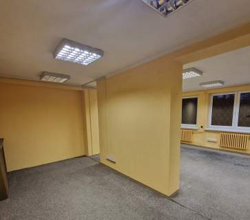 Obiekt przemysłowych/ nieruchomość komercyjna / parking / pl